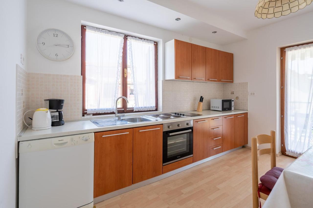 Apartmani&Soba Mimi Rovinj Exterior photo