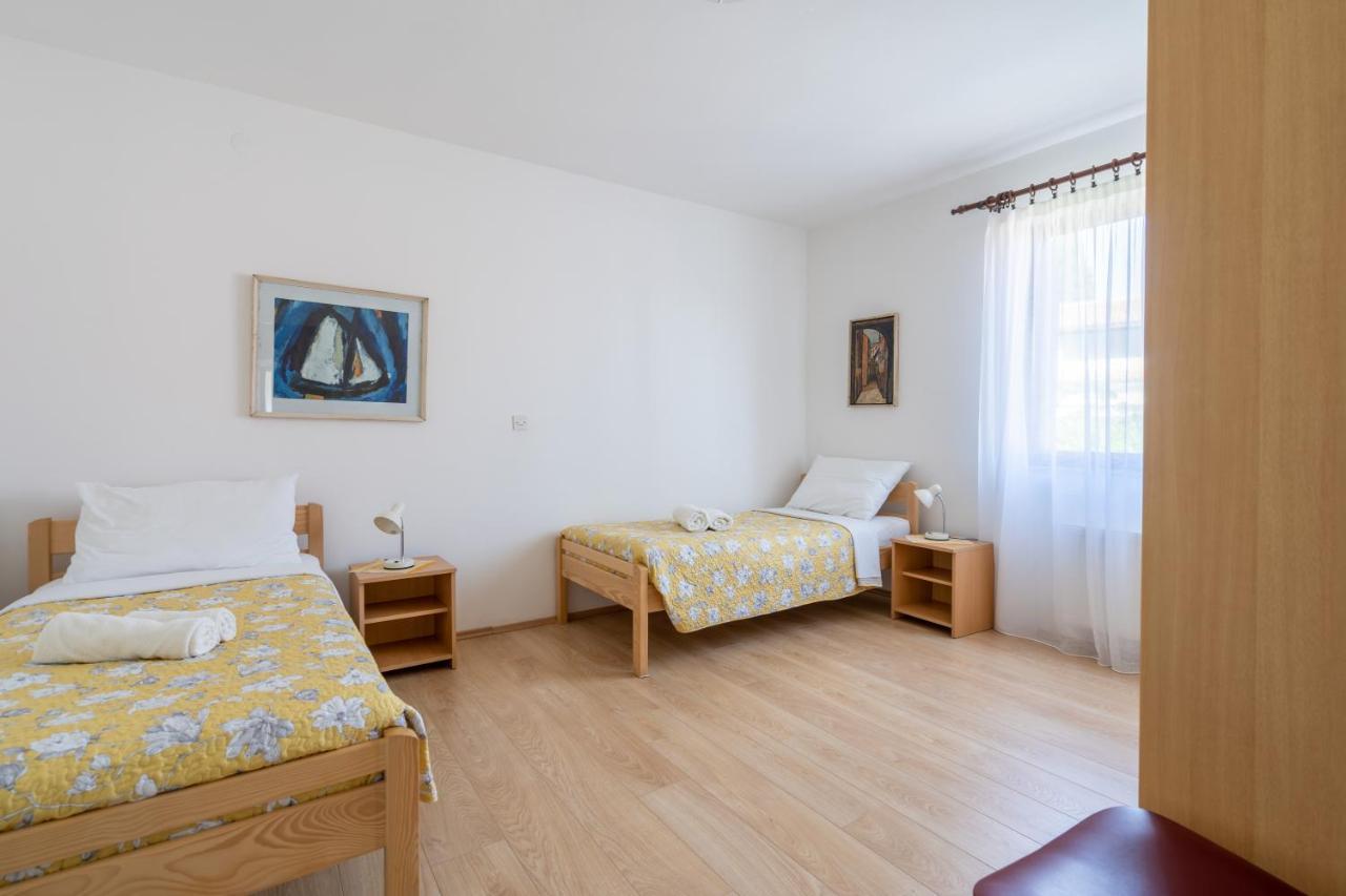 Apartmani&Soba Mimi Rovinj Exterior photo