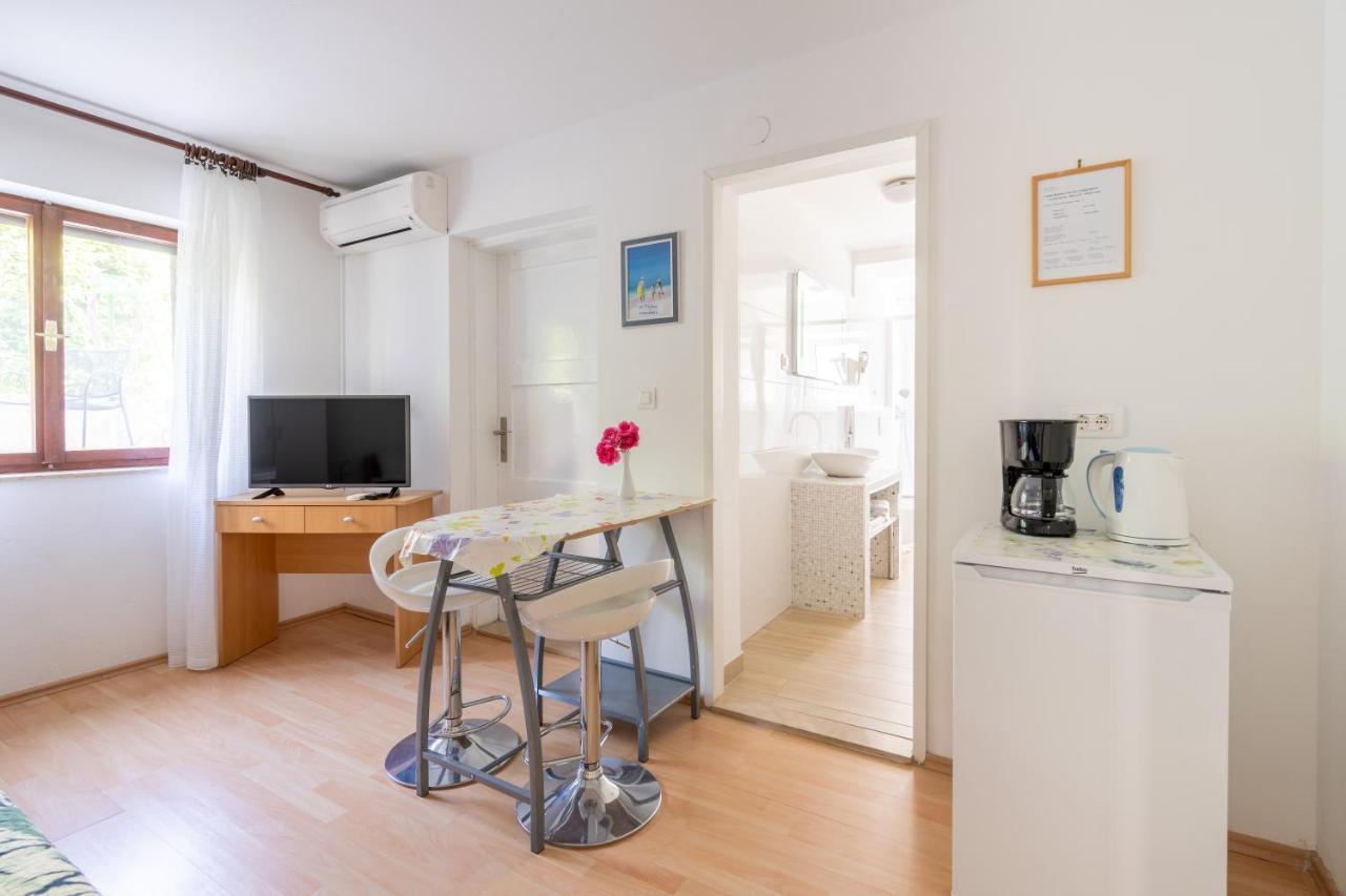 Apartmani&Soba Mimi Rovinj Exterior photo