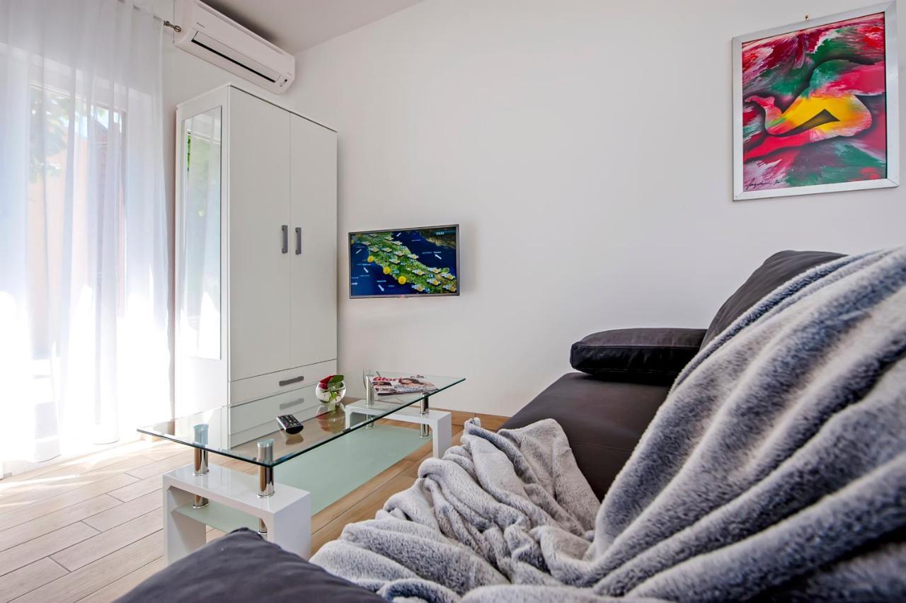 Apartmani&Soba Mimi Rovinj Exterior photo
