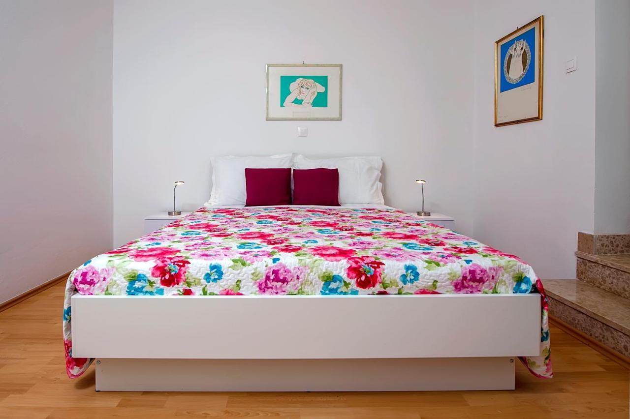Apartmani&Soba Mimi Rovinj Exterior photo