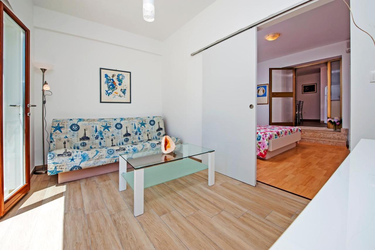 Apartmani&Soba Mimi Rovinj Exterior photo