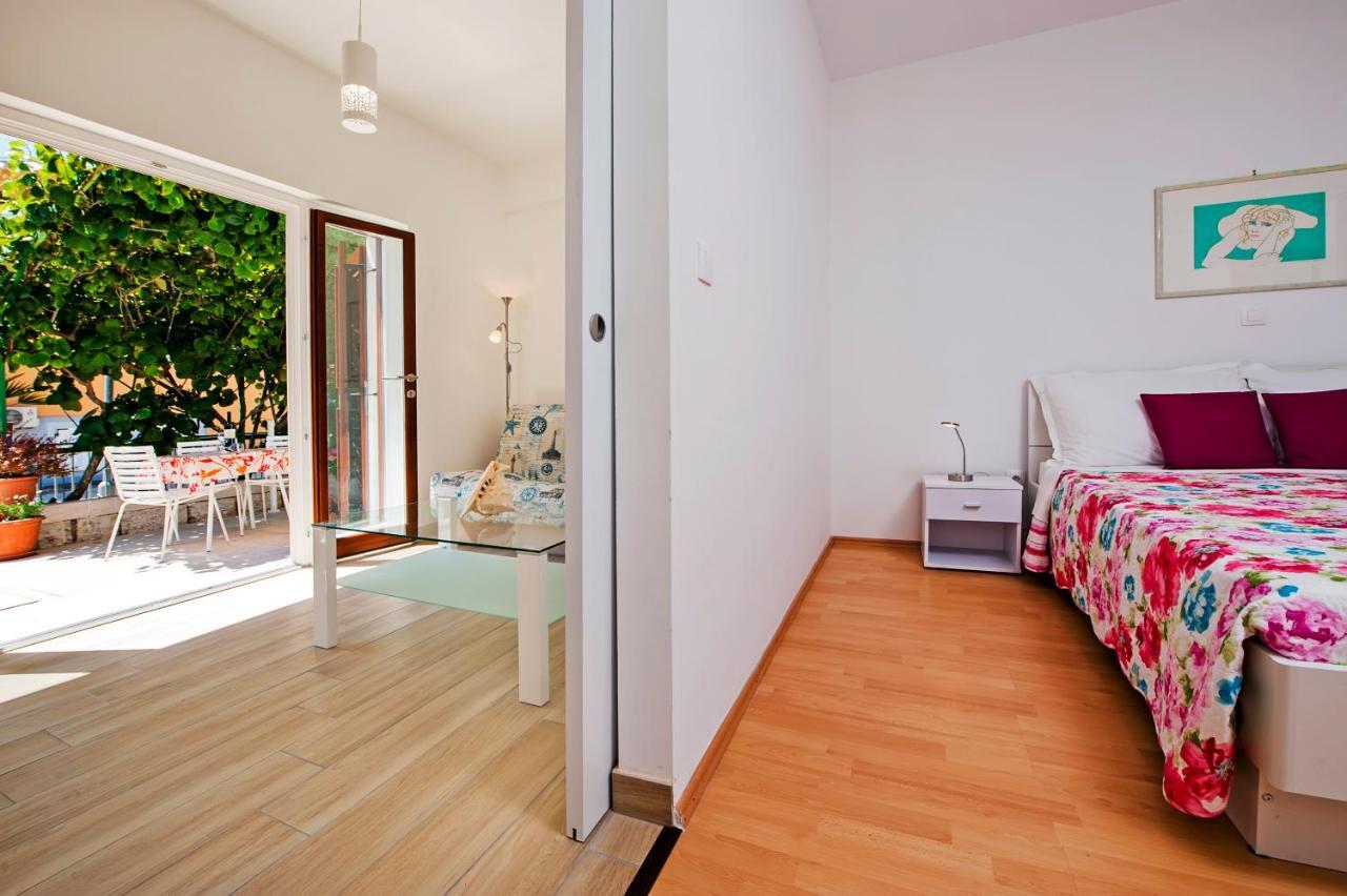 Apartmani&Soba Mimi Rovinj Exterior photo